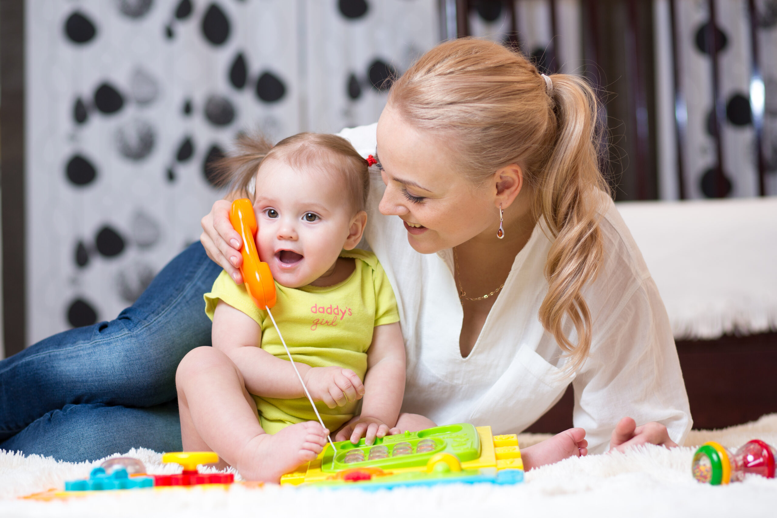 little girl, toy phone