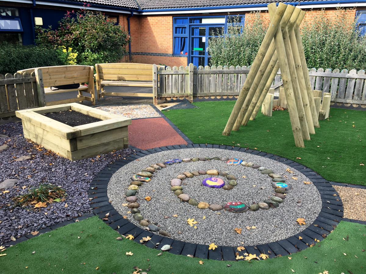 Inclusive outdoor play environment